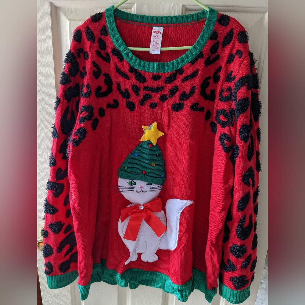 Cutest cat Christmas sweater ever!